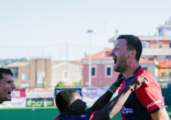 Verso il Chieti (domenica, ore 15). Capitan Pesaresi: “Emozione unica con l’Ancona, vicini ad Alonzi e con gli abruzzesi ce la giocheremo”